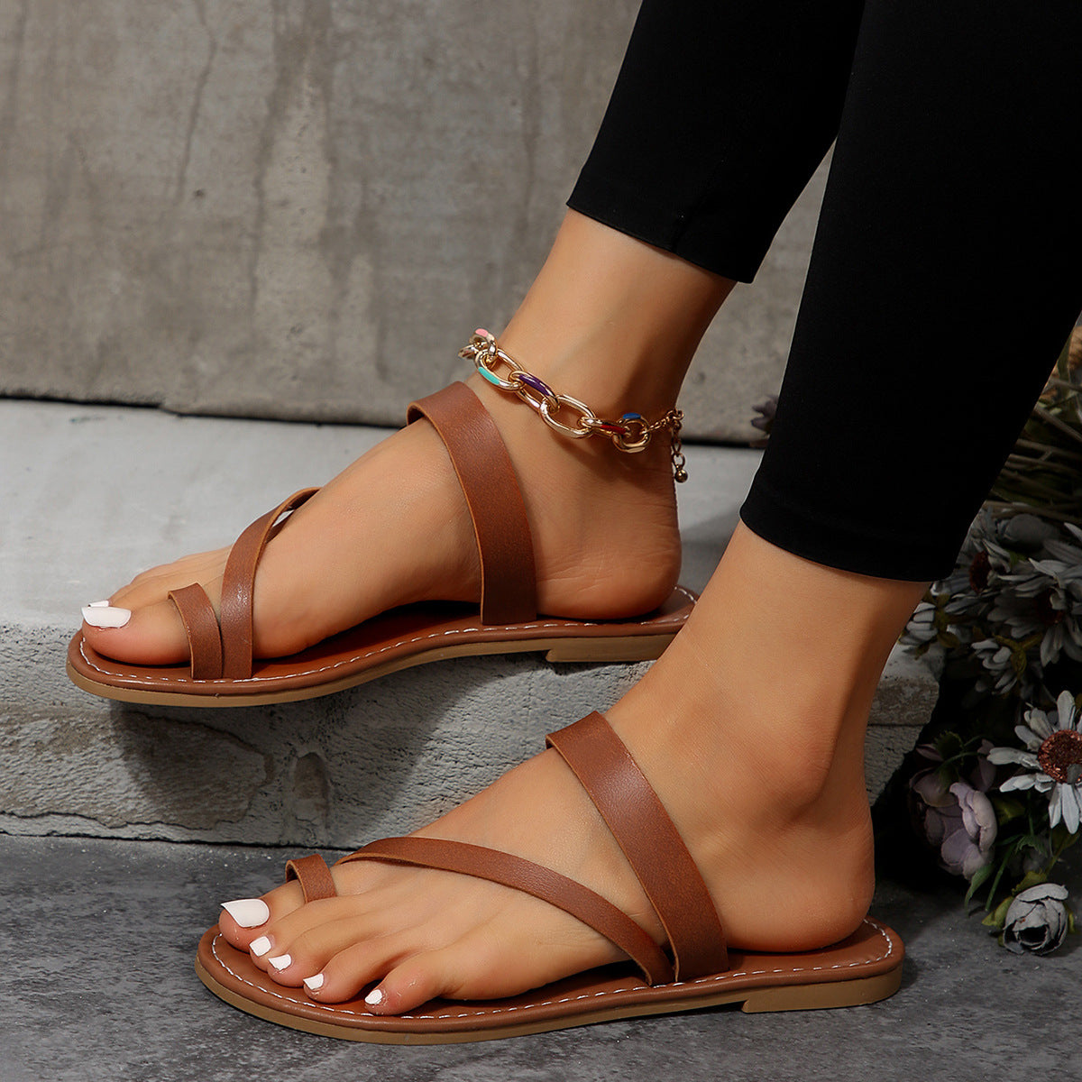 Chic Orthopedic Sandals with Unique Design