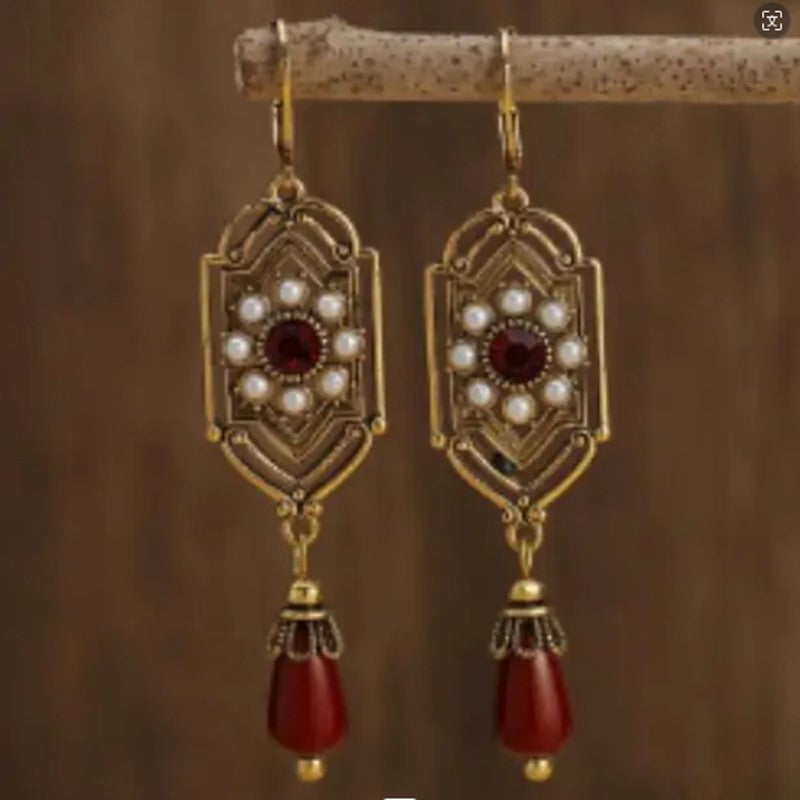 Romantic Earring for Special Moments