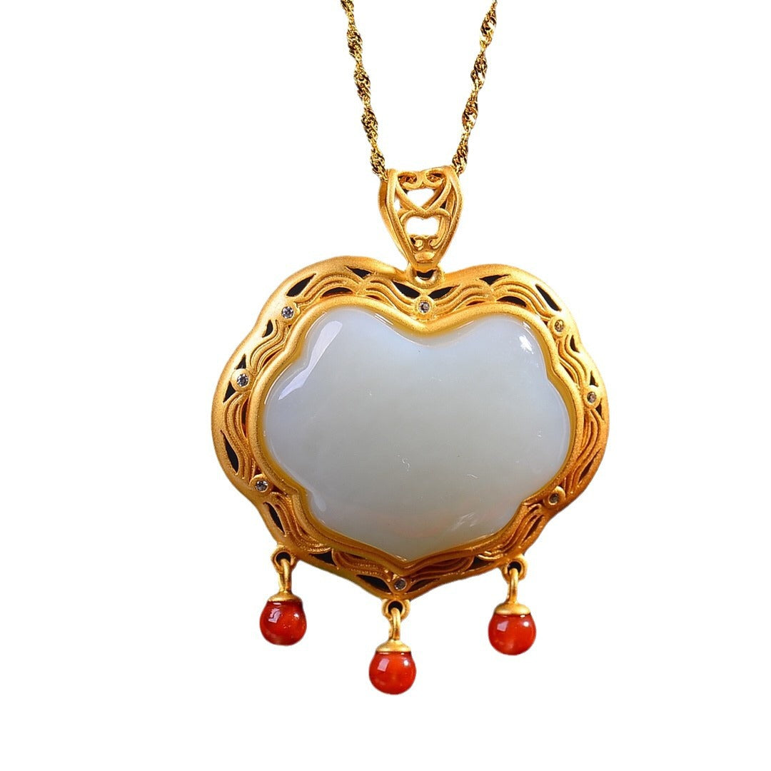 Classic Necklace with Timeless Appeal
