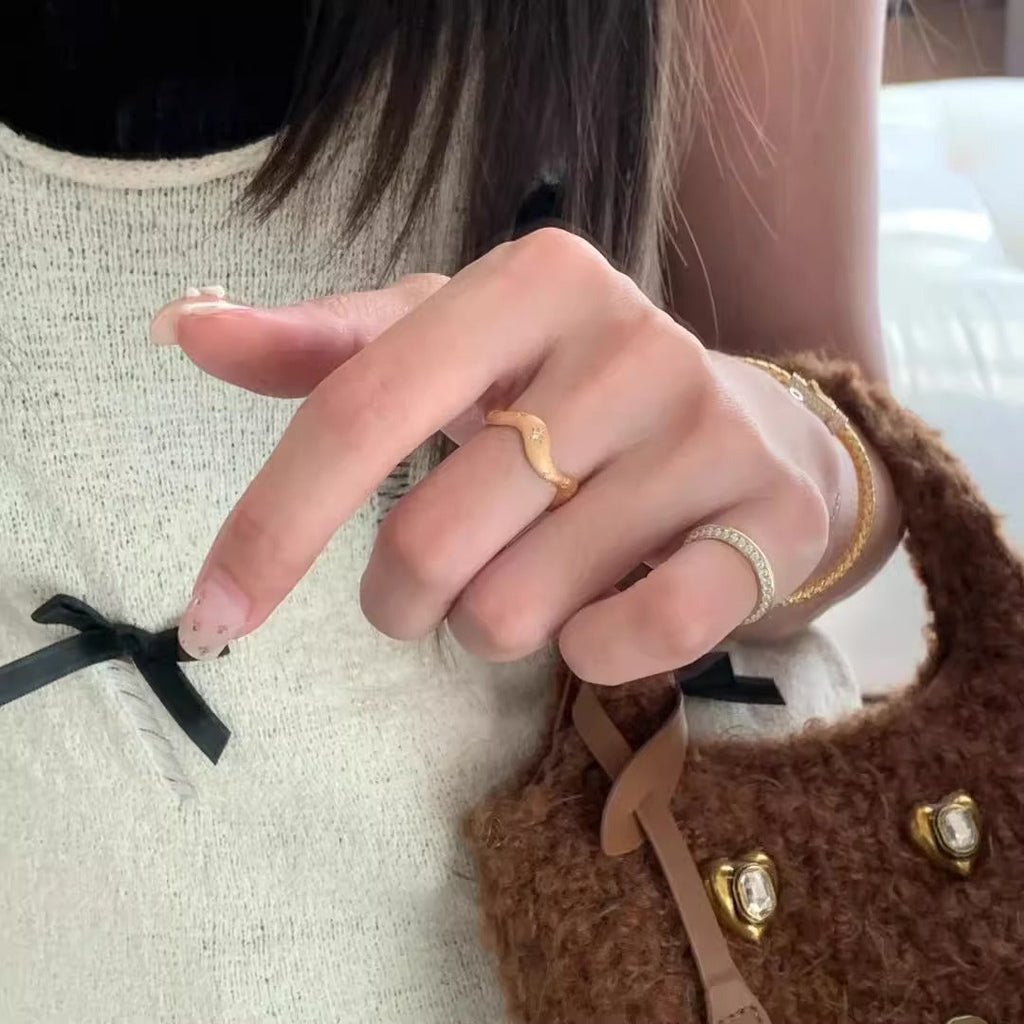 Charming Gold Ring for Any Occasion