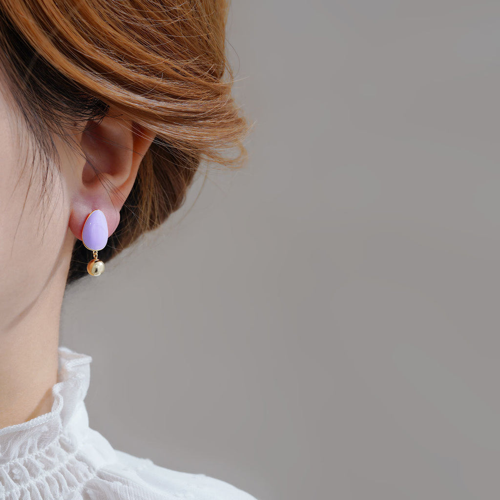 Classic Earring with Timeless Appeal
