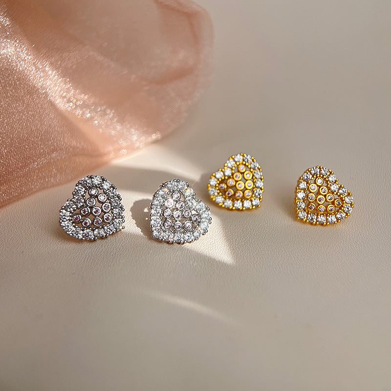 Charming Earring for Any Occasion