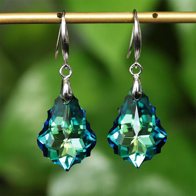 Elegant Silver Earring for Every Occasion