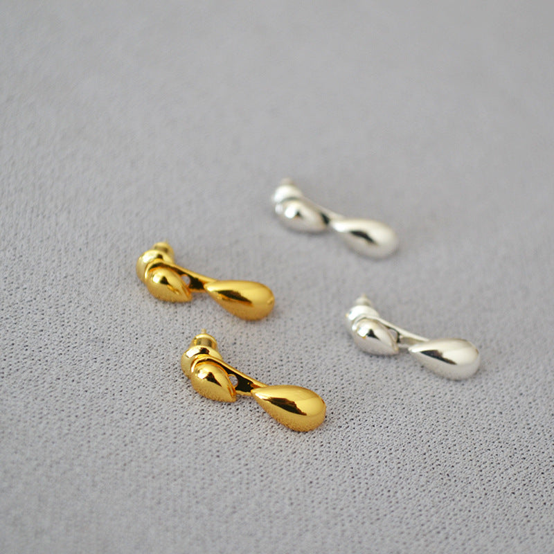 Romantic Gold Earring for Special Moments