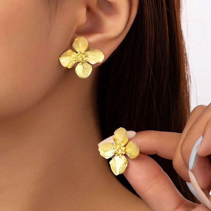 Classic Earring with Timeless Appeal