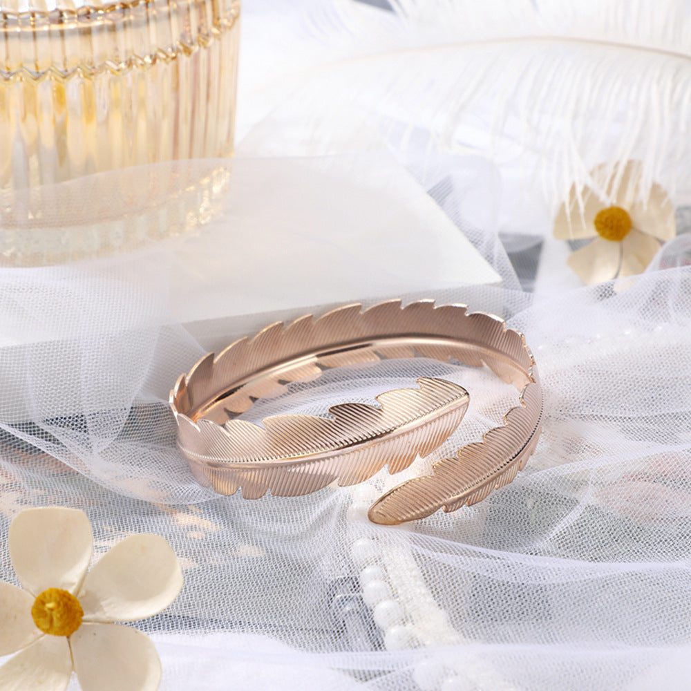 Romantic Bracelet for Special Moments
