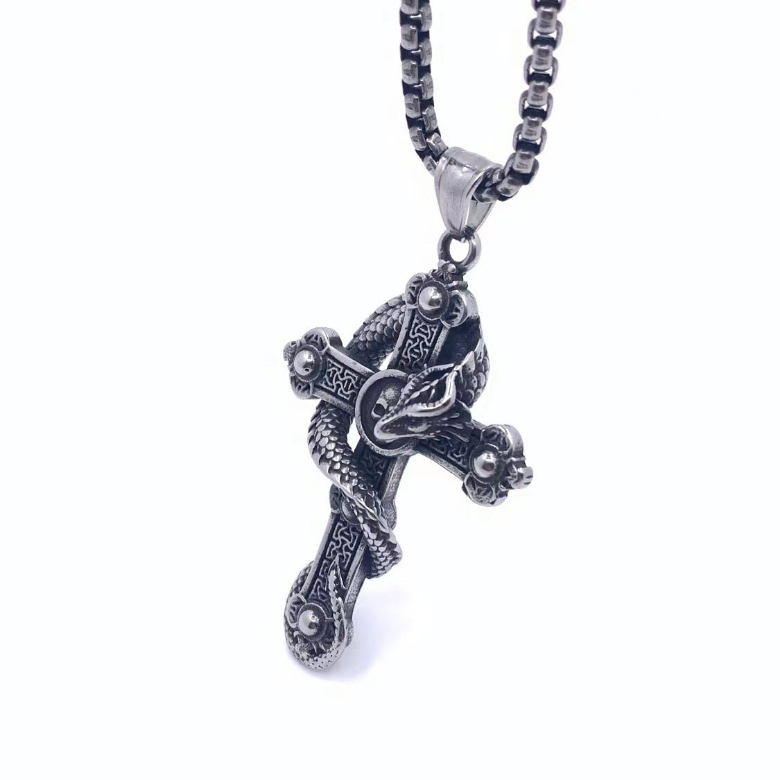 Charming Pendant for Any Occasion