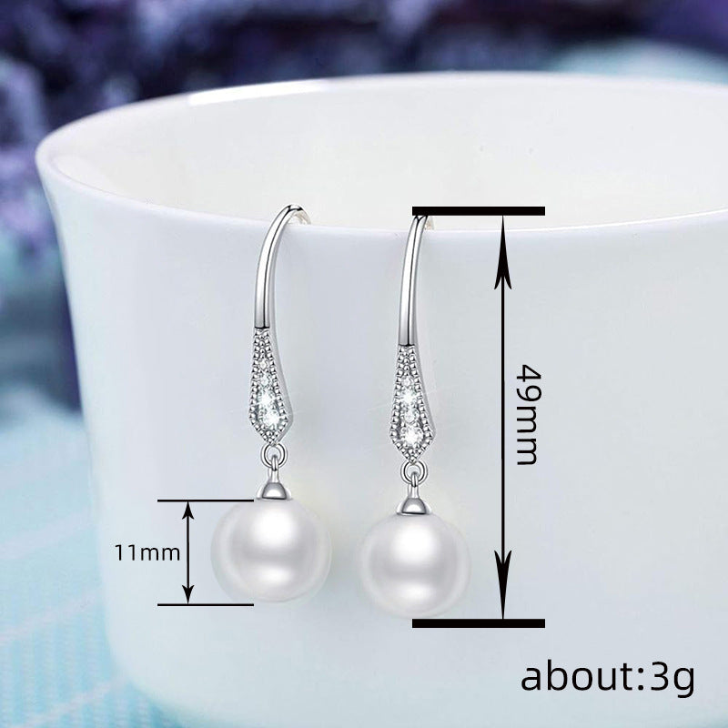 Stunning Pearl Earring for Daily Wear