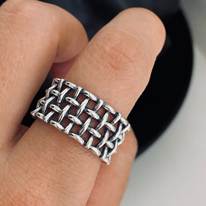 Charming Silver Ring for Any Occasion
