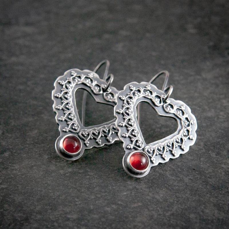 Classic Earring with Timeless Appeal