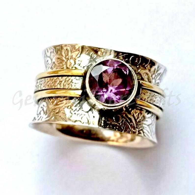 Beautiful Gold Ring with Unique Style