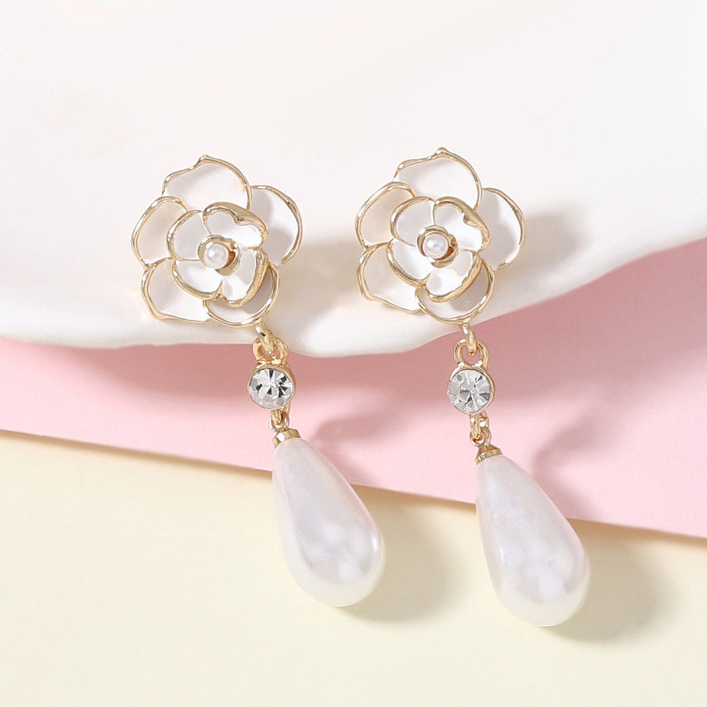 Elegant Pearl Earring for Every Occasion