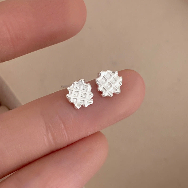 Charming Piece for Any Occasion