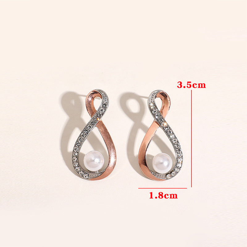 Classic Pearl Earring with Timeless Appeal