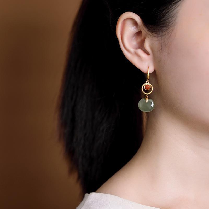 Beautiful Gold Earring with Unique Style