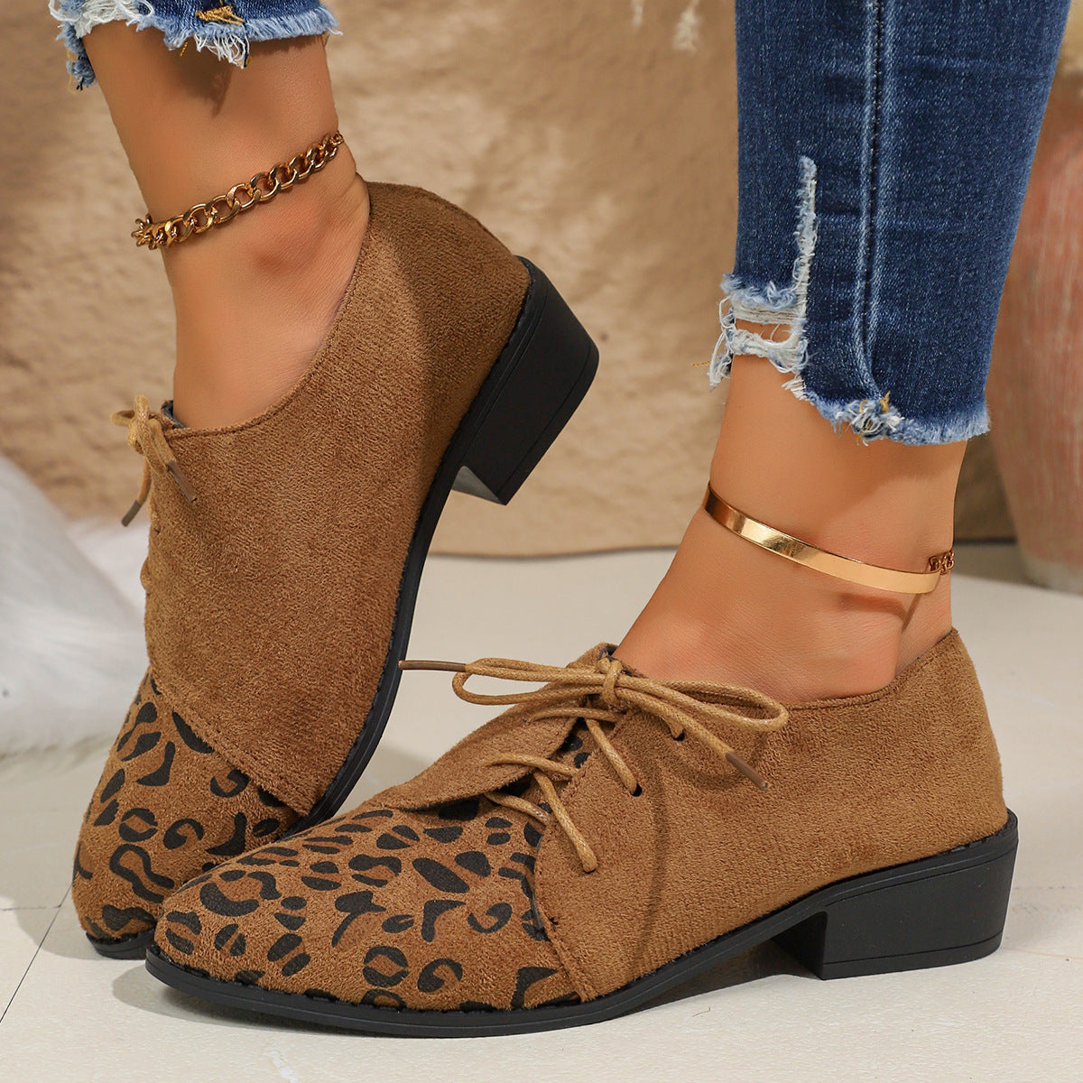 Graceful Orthopedic Shoes for Modern Look