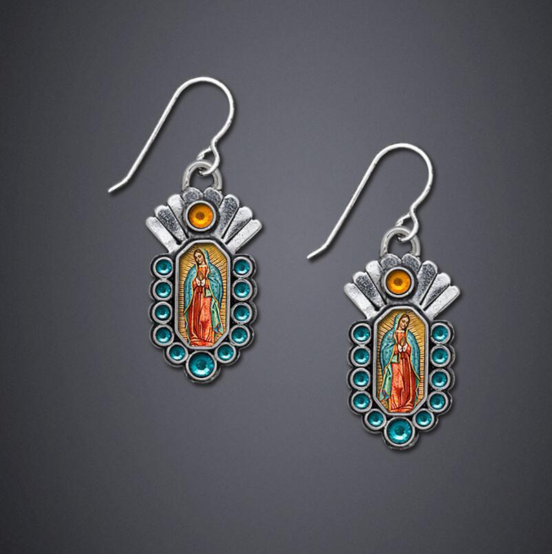 Romantic Earring for Special Moments