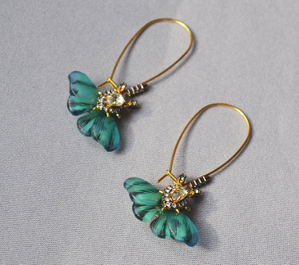 Elegant Gold Earring for Every Occasion