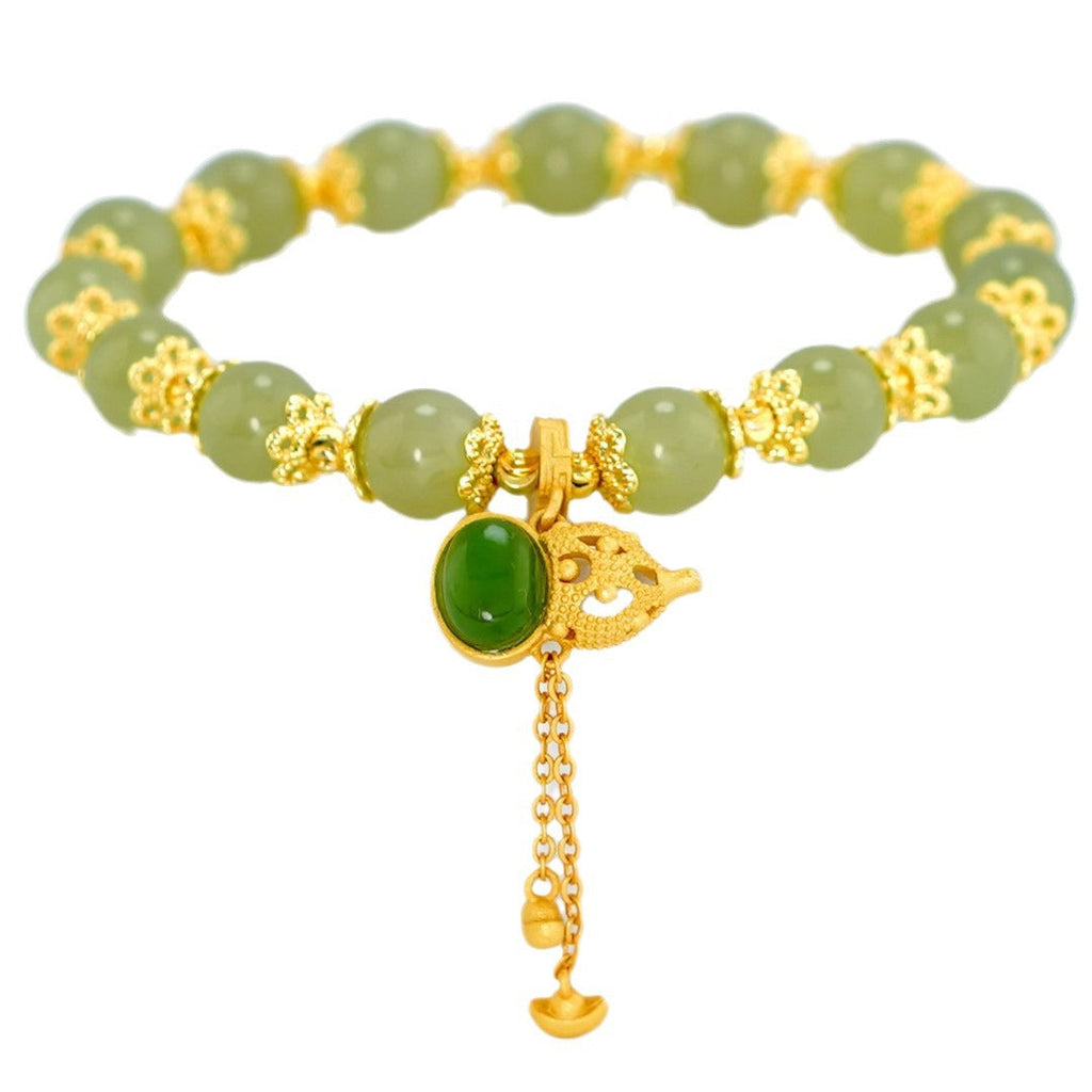 Charming Silver Bracelet for Any Occasion