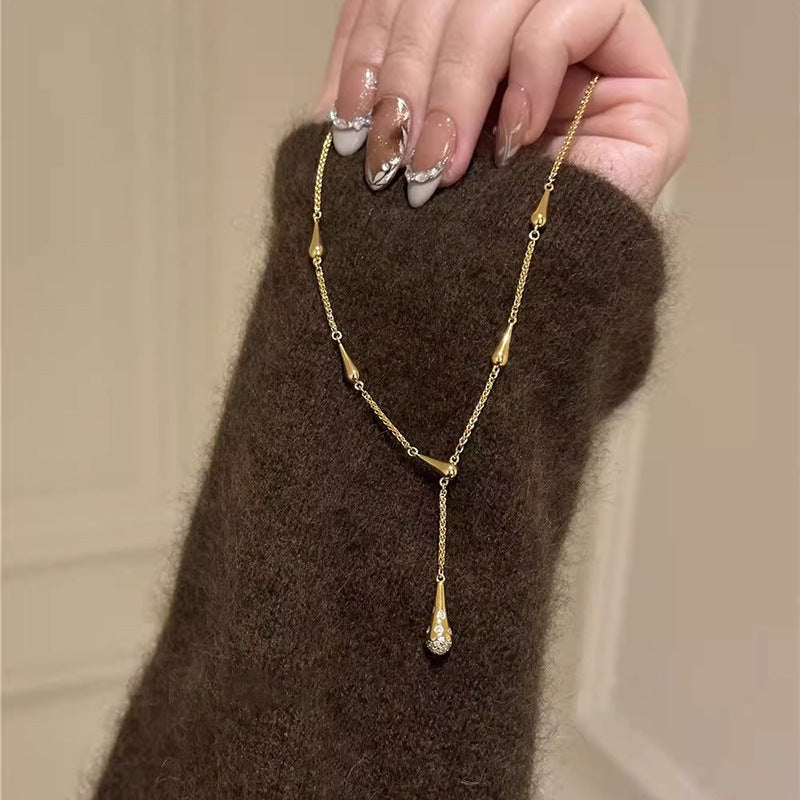 Classic Necklace with Timeless Appeal
