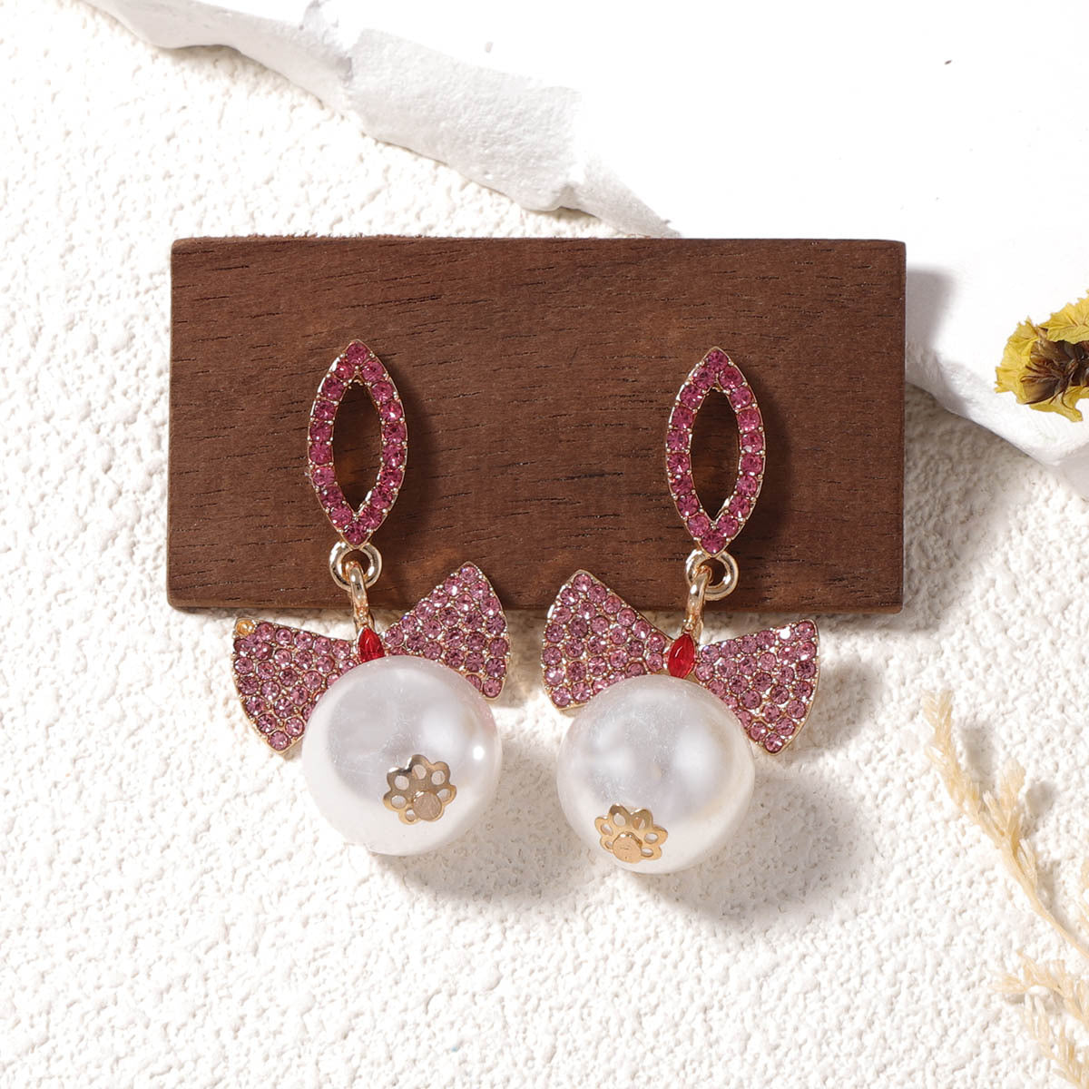 Elegant Pearl Earring for Every Occasion