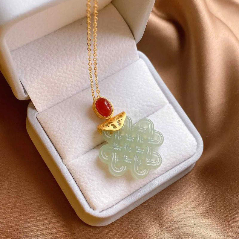 Stunning Gold Pendant for Daily Wear