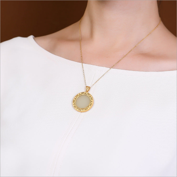 Elegant Gold Necklace for Every Occasion