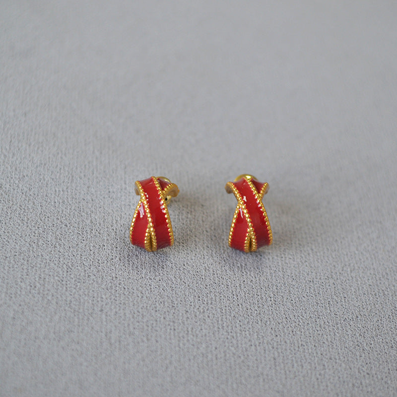 Delicate Artisan Gold Earring