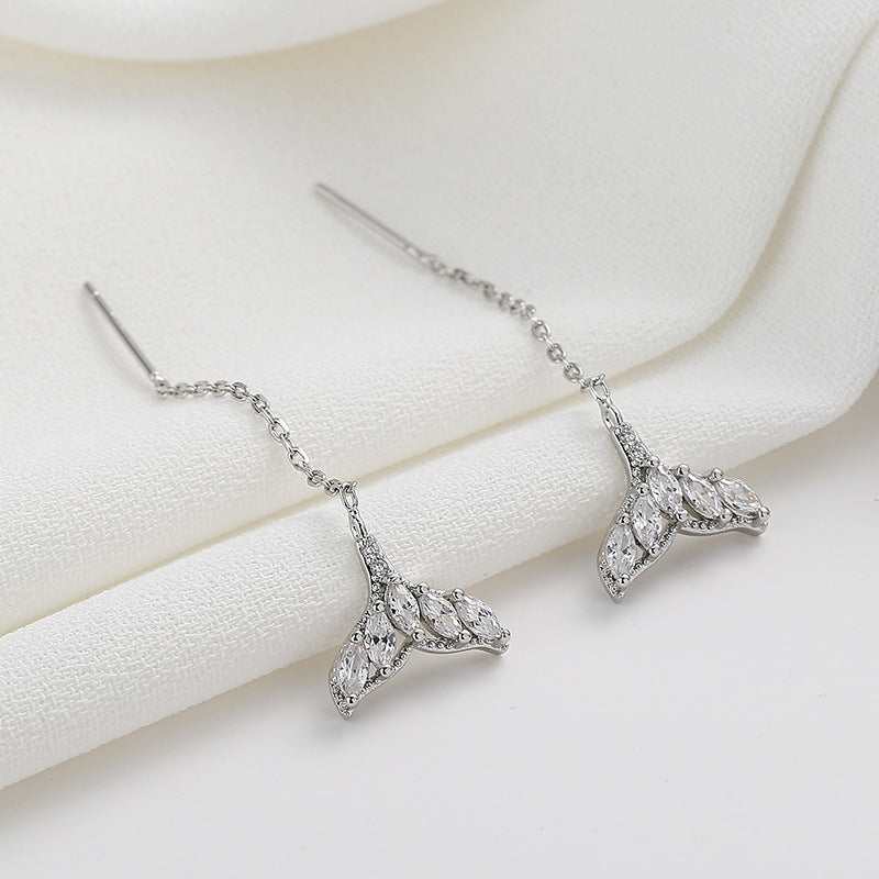 Charming Earring for Any Occasion