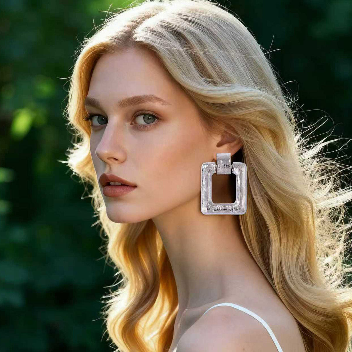 Elegant Piece for Every Occasion