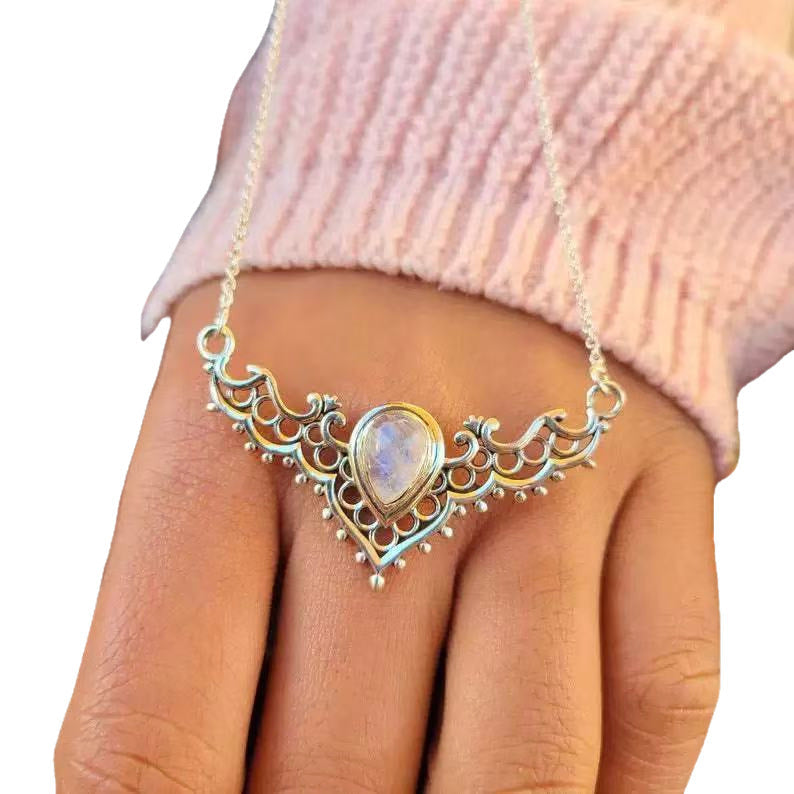 Romantic Necklace for Special Moments
