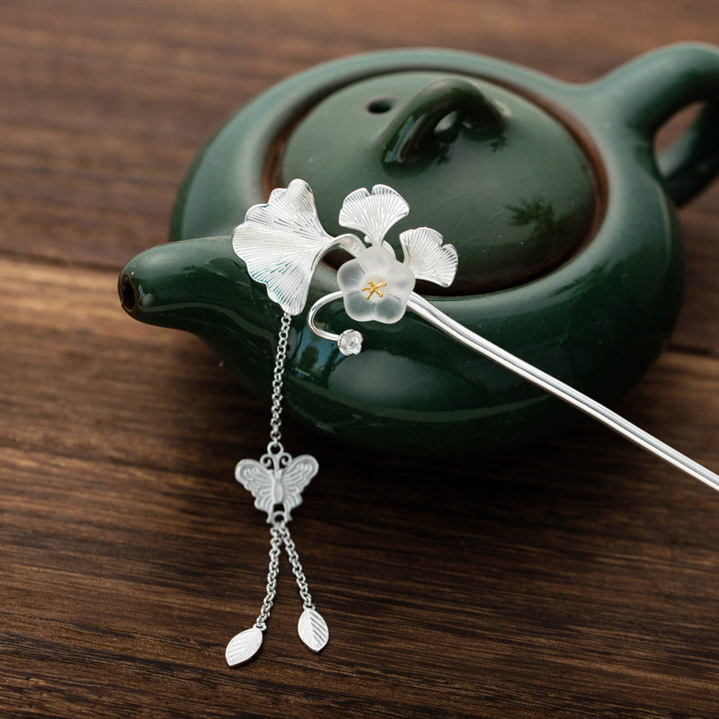 Classic Silver Piece with Timeless Appeal