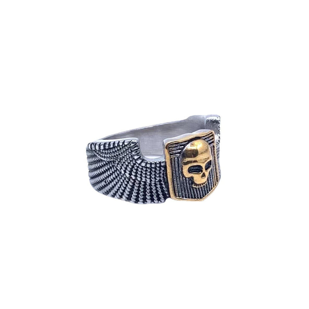 Classic Ring with Timeless Appeal
