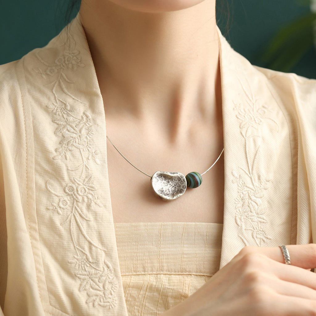 Stunning Silver Necklace for Daily Wear