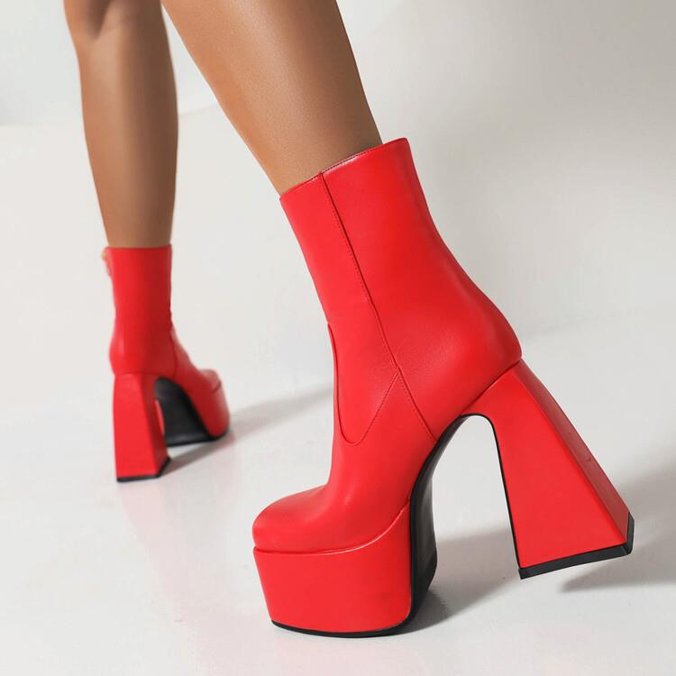 Graceful Orthopedic Boots for Modern Look