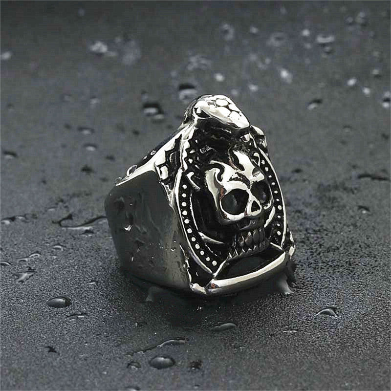 Charming Ring for Any Occasion
