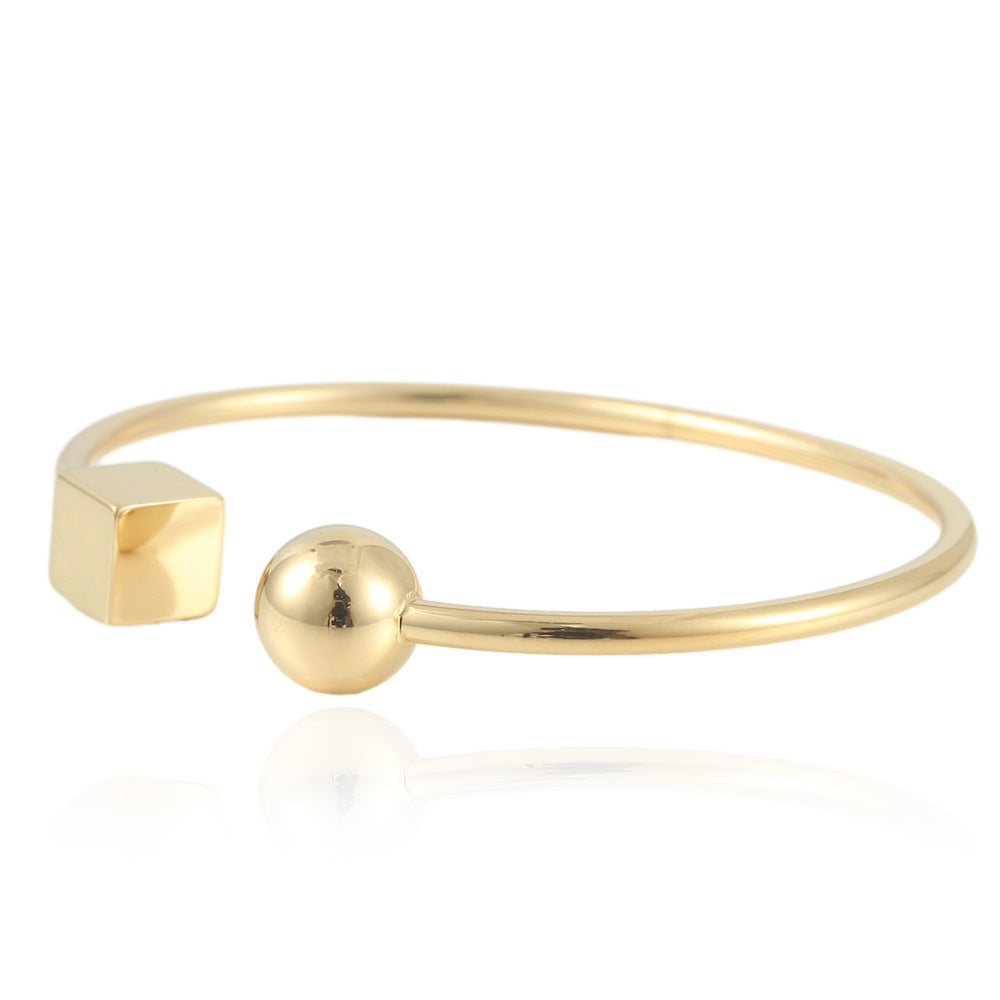 Charming Bracelet for Any Occasion