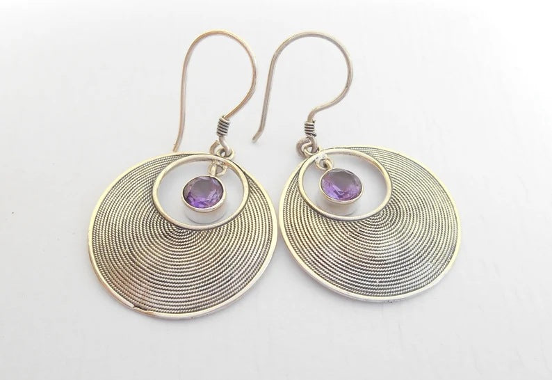 Classic Earring with Timeless Appeal