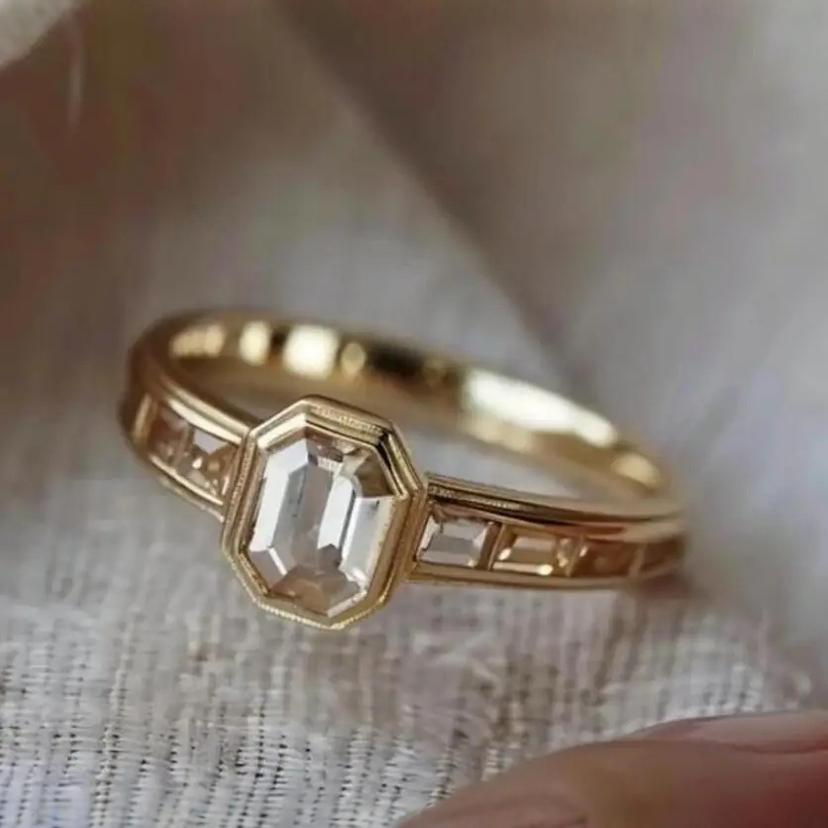 Romantic Gold Set for Special Moments