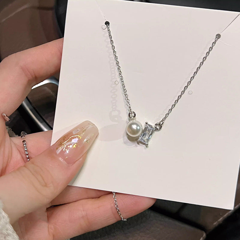 Romantic Pearl Necklace for Special Moments