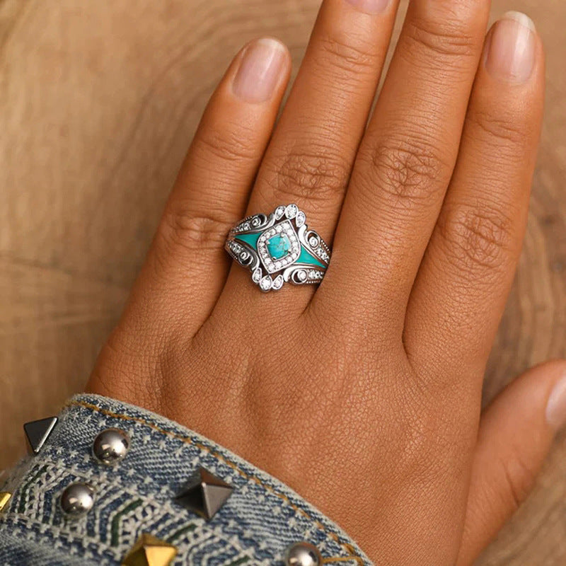 Beautiful Piece with Unique Style