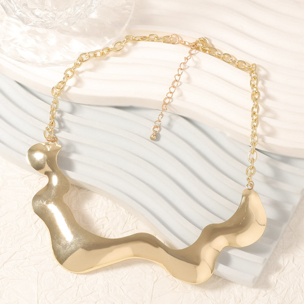Charming Necklace for Any Occasion