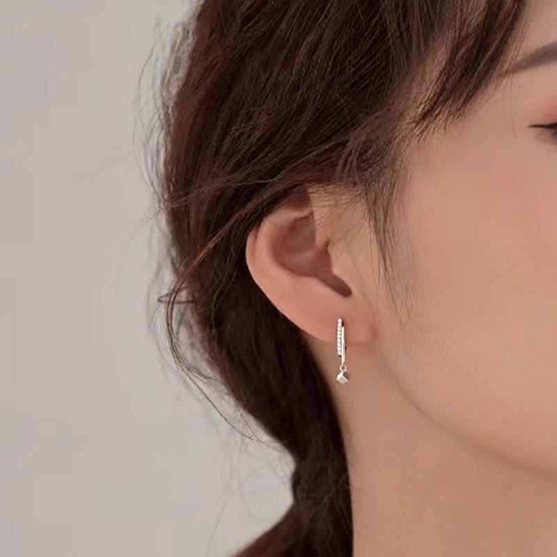 Classic Earring with Timeless Appeal