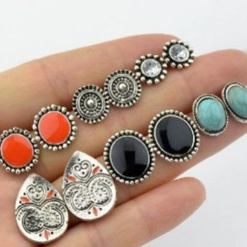 Beautiful Silver Set with Unique Style