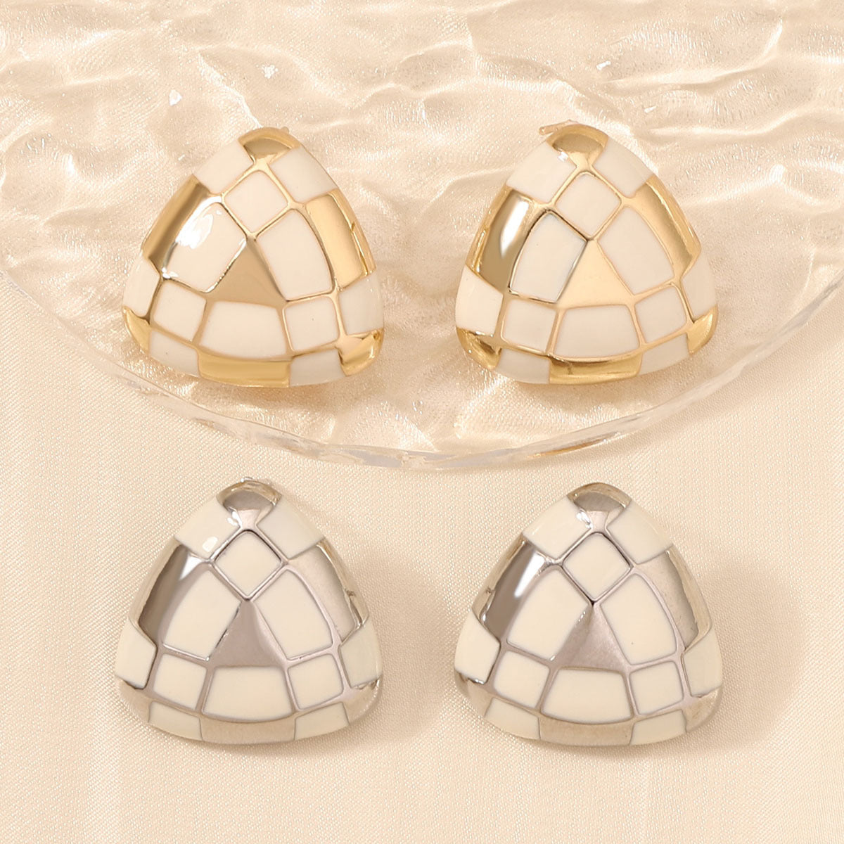 Stunning Earring for Daily Wear