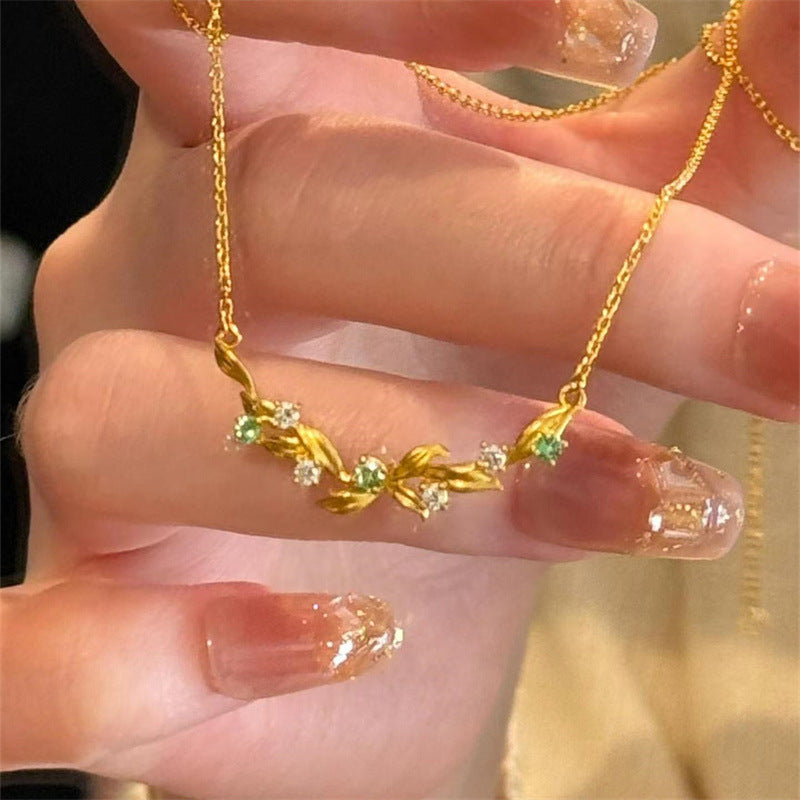 Charming Piece for Any Occasion