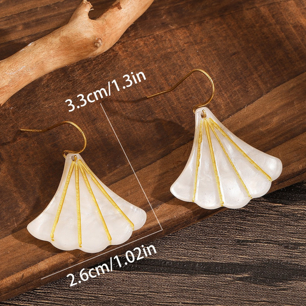 Classic Earring with Timeless Appeal