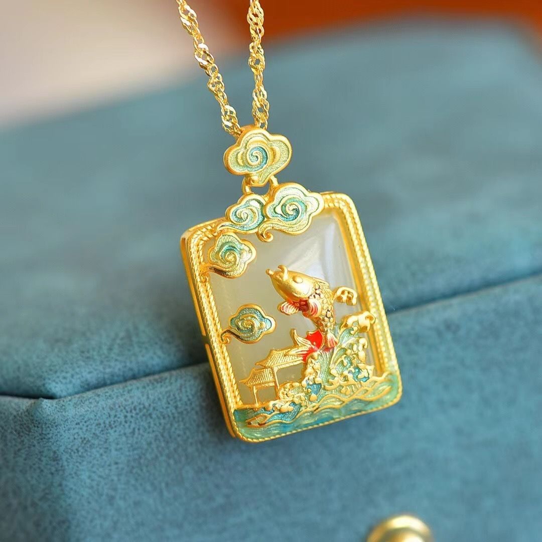 Romantic Necklace for Special Moments