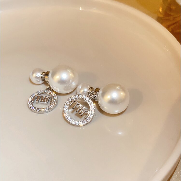 Elegant Pearl Earring for Every Occasion