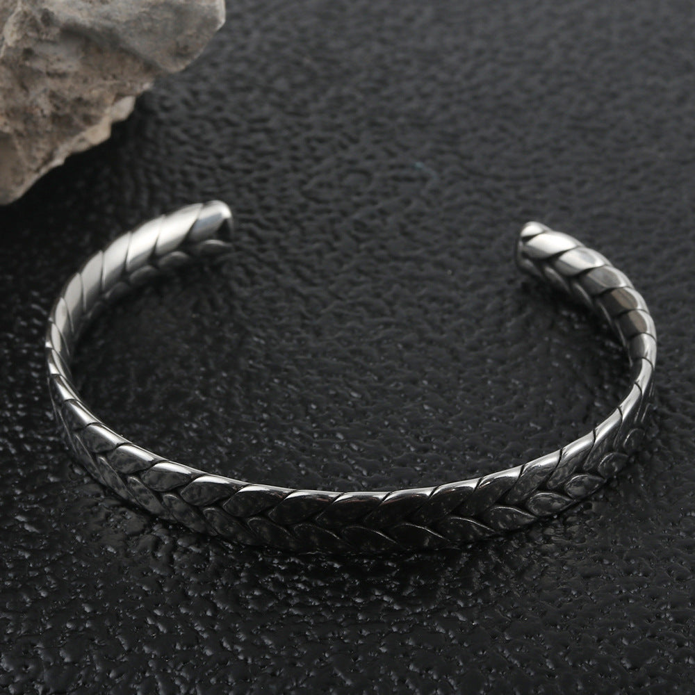 Charming Bracelet for Any Occasion